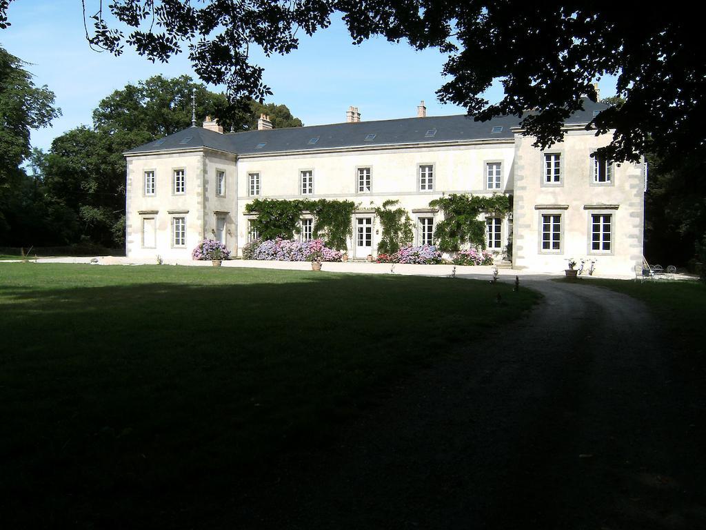 Chateau De La Marronniere Bed and Breakfast Aizenay Buitenkant foto